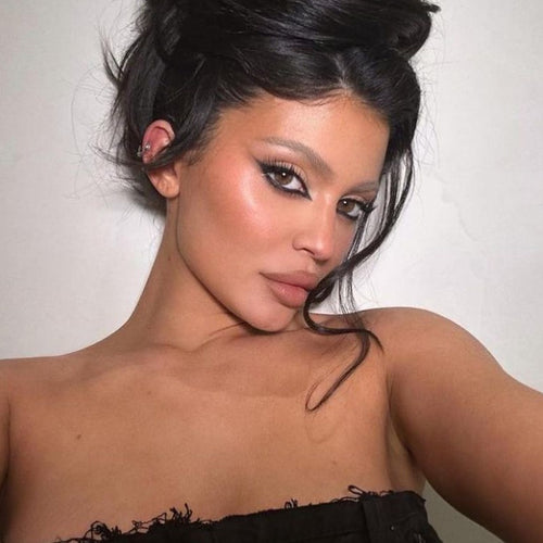 Reverse cat eye <br>look