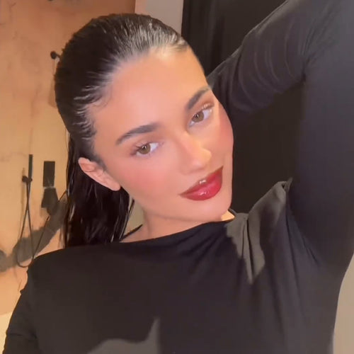glossy red lip <br>look